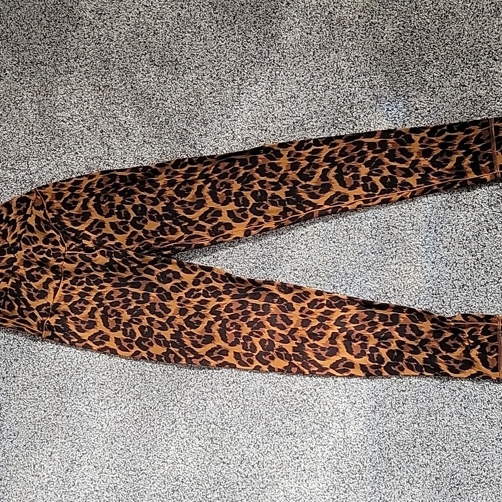 Aerie cheetah real me crossover legging